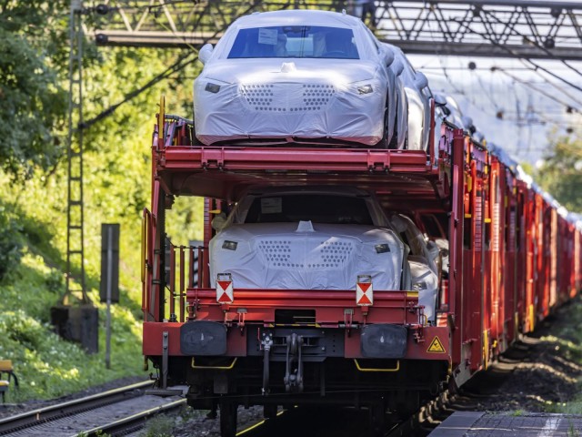 Zug Auto Bahn Export