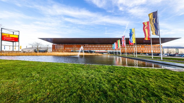 Frontal view from the main entrance of the art KARLSRUHE fair