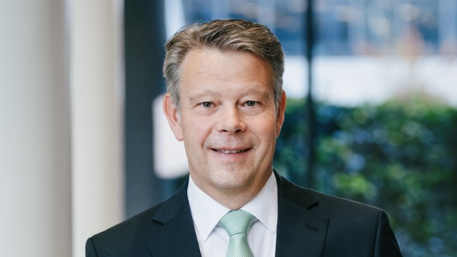 Christoph Zengerling Ansprechpartner für Advisory Financial Institutions & Corporates 