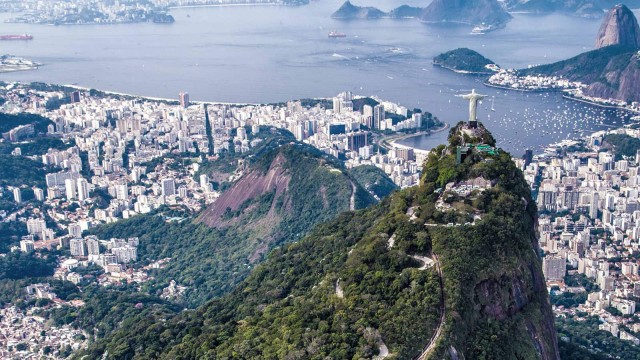 Blick von oben auf Rio de Janeiro 