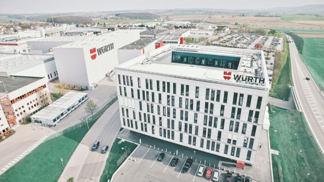 Blick von oben auf die Unternehmenszentrale von Würth