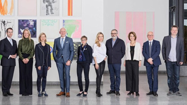 Gruppenbild: Kuratorium der LBBW Kunstsammlung