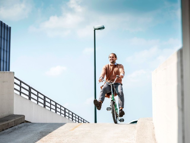 Mann auf Fahrrad