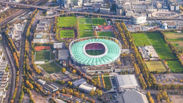 Fu&szlig;ball Stadion Stuttgart