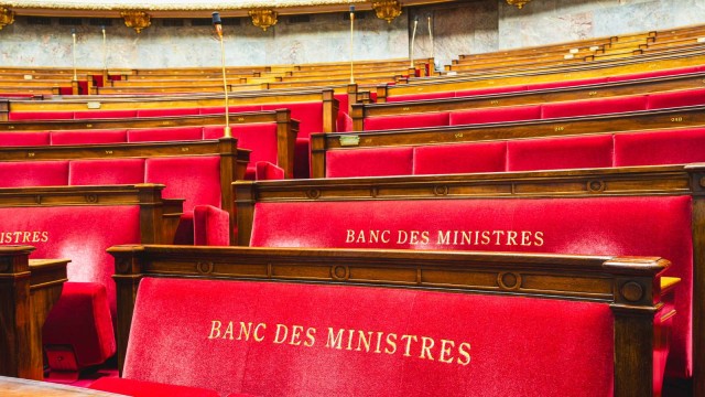 Plenarsaal der französischen Nationalversammlung in Paris, Frankreich