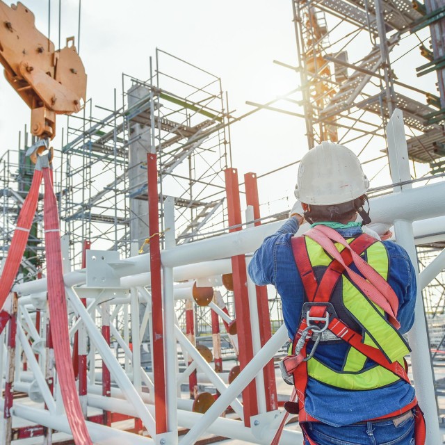 Halle im Aufbau: Wer Investitionen stemmen will, muss liquide sein 